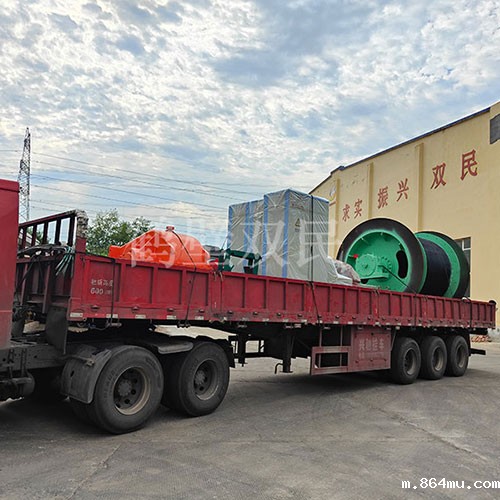 必威betway体育官方网站租赁绞车JK-2×1.8P矿井提升机装车发货！